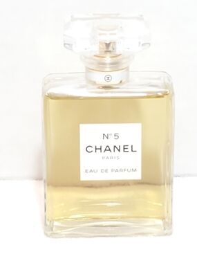 Chanel No. 5 Eau de Parfum Spray 3.4 oz / 100ml Spray for Women Authentic